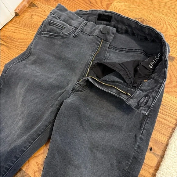 MOTHER Denim High Waist Looker Ankle Fray Lighting Up Lanterns Size 27